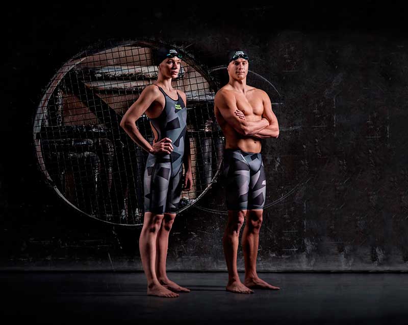 Стартовые костюмы