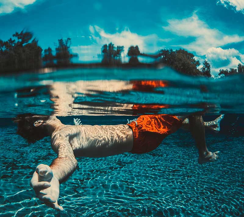 Плавки и шорты